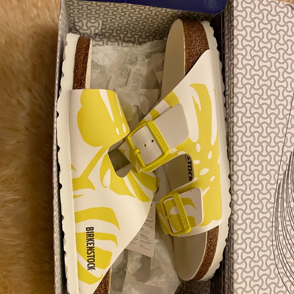 Birkenstock worn a handful of times. Practically brand new